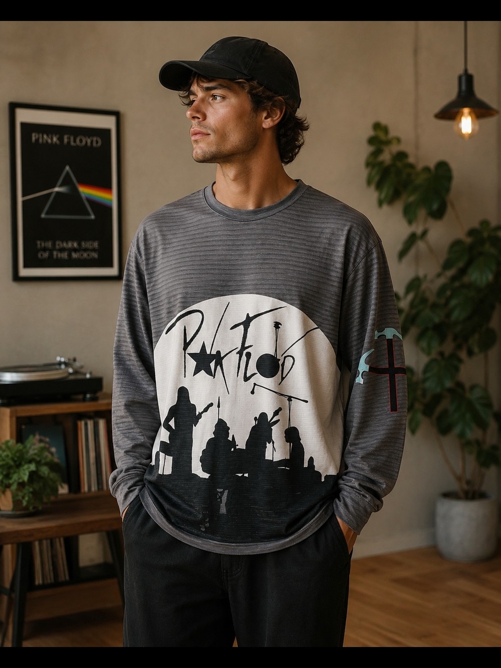 Pink Floyd Gray Long-Sleeve Band Graphic Tee